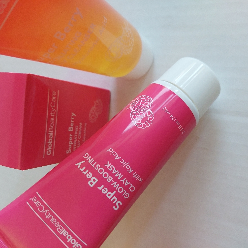 Global Beauty Care SUPER BERRY - Picture 3 of 5